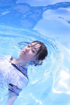 一女被五六个黑人玩坏视频